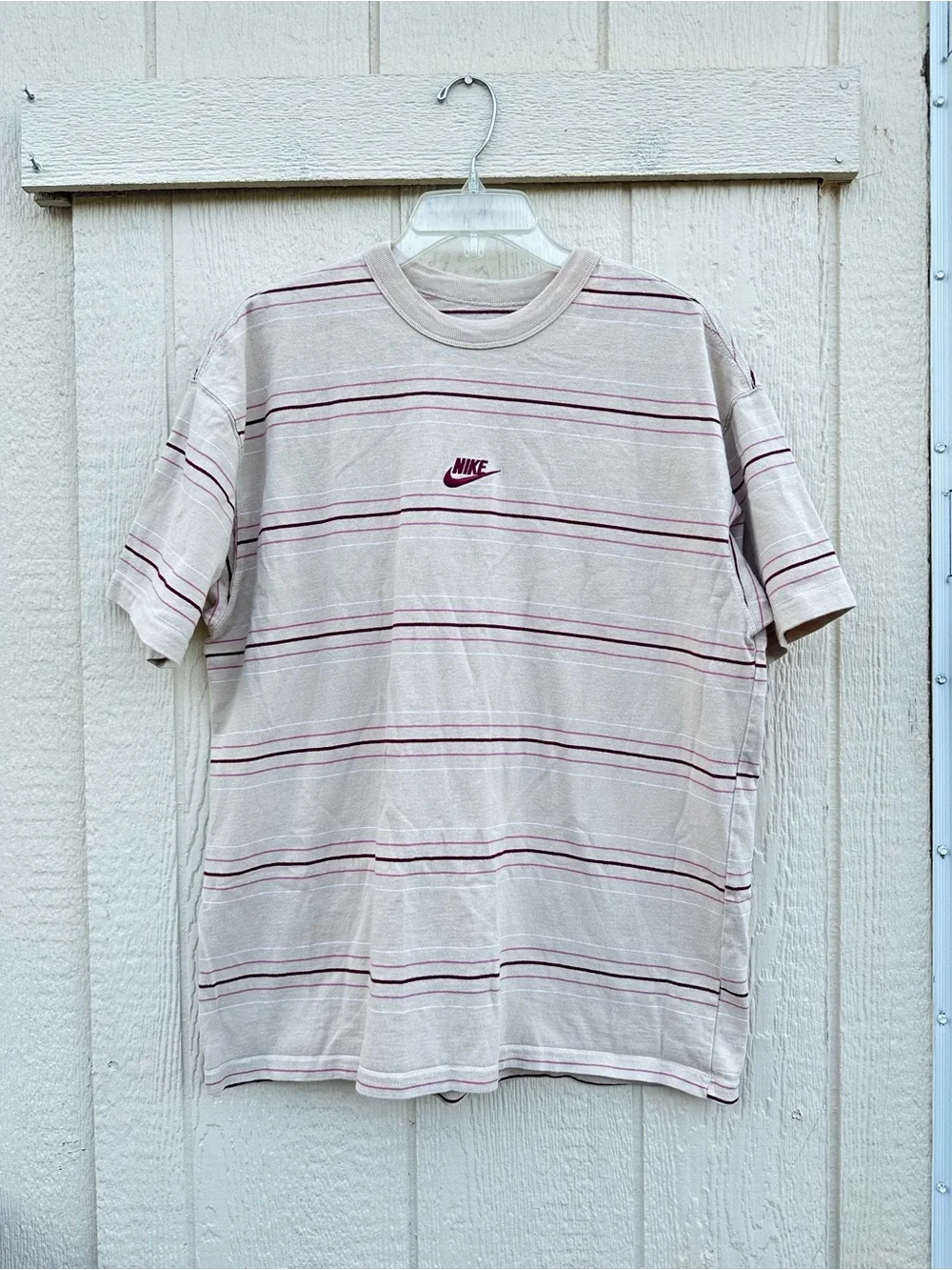 The Nike Tee  Beige/Burgundy Stripes Men’s Medium Heavy 100% Cotton Loosefit